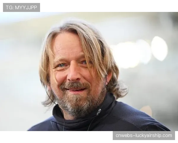 斯图加特总监米斯林塔特谈引援哲学：我们寻找被低估的宝石